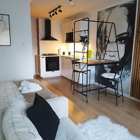 Apartament Ogrodowa Studio Warszawa Varsóvia Exterior foto