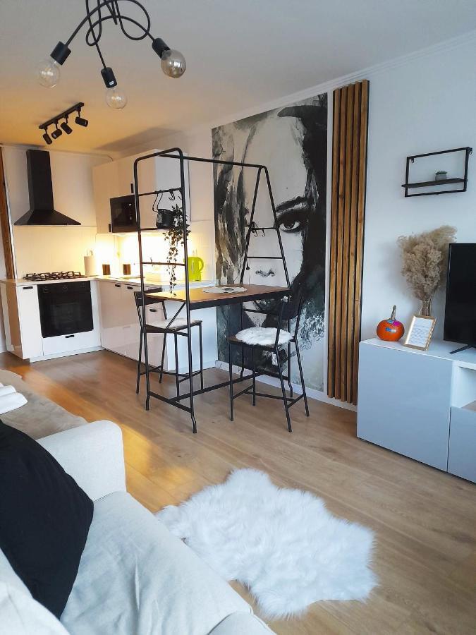 Apartament Ogrodowa Studio Warszawa Varsóvia Exterior foto